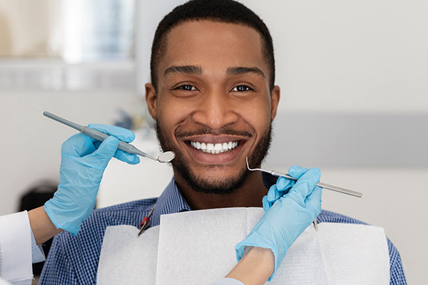 Managing Discomfort During Invisalign Treatment